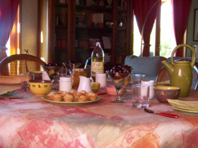 Hotels in Cellieu